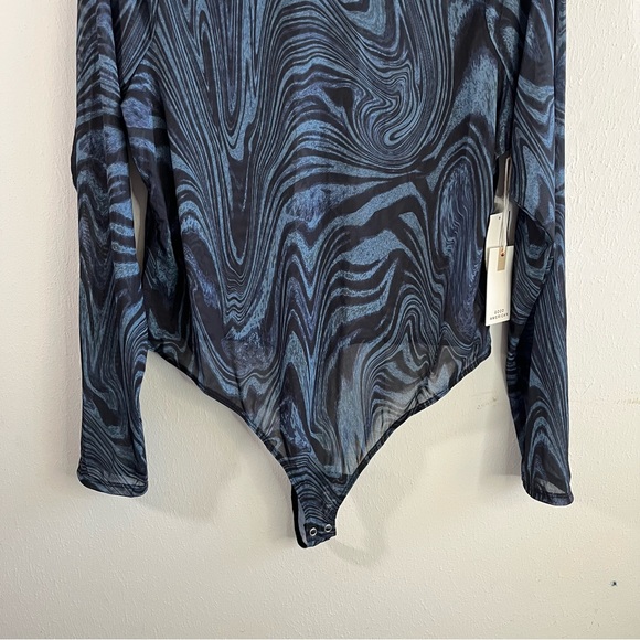 Good American Bodysuit Blue Black Ink Swirl Mesh Mock Neck Bodysuit Sz 2X(5) NWT - Picture 8 of 15